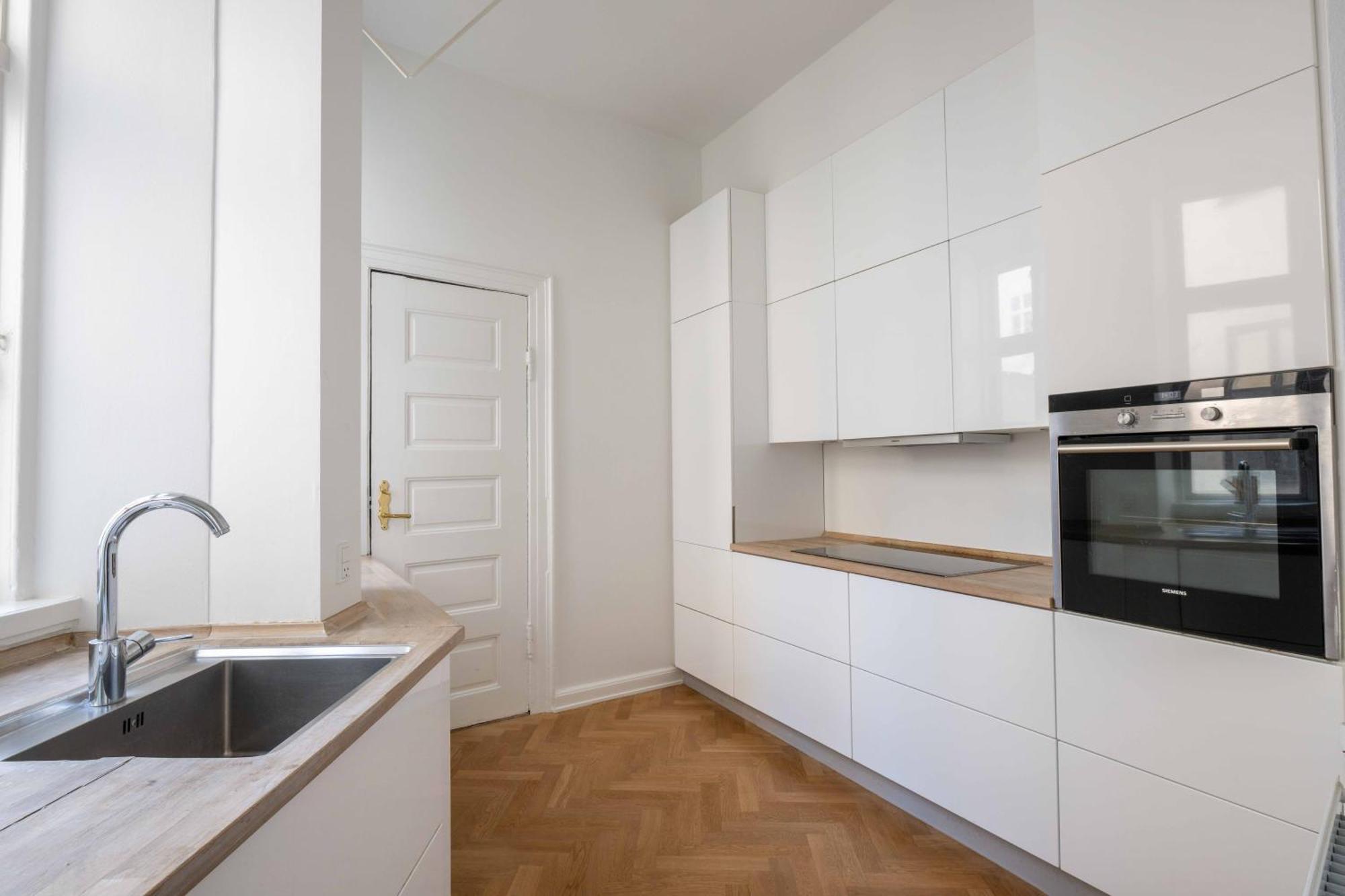 Lavish 4Br Apartment In The Heart Of Cph By The Canals Kopenhagen Bagian luar foto