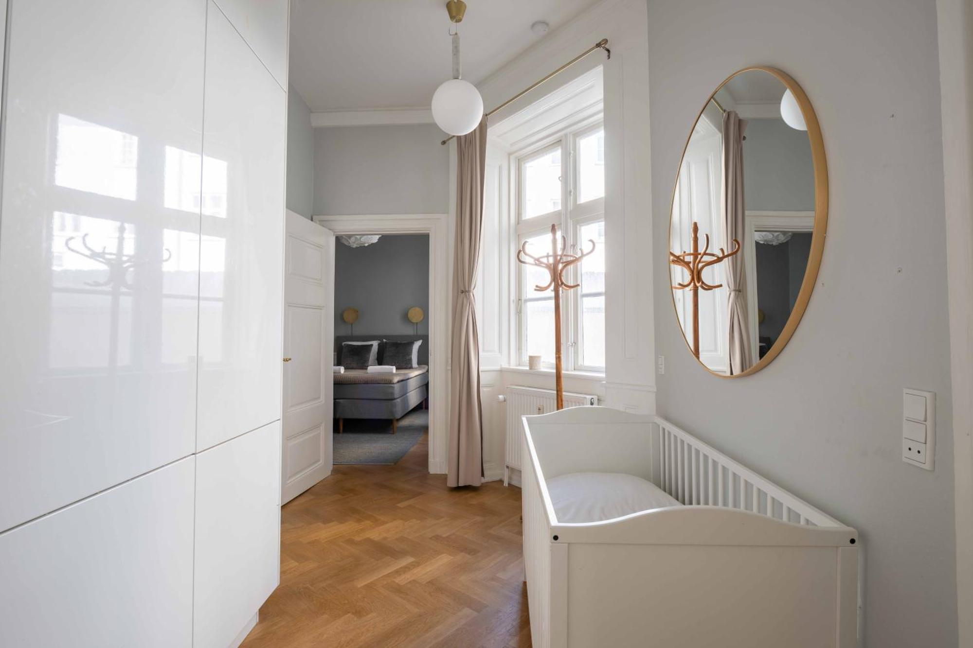 Lavish 4Br Apartment In The Heart Of Cph By The Canals Kopenhagen Bagian luar foto